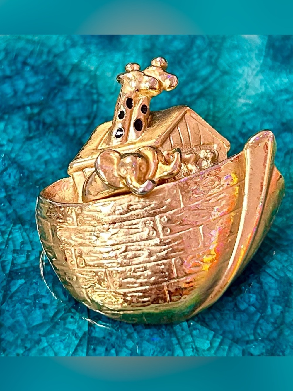Vintage Noah’s Ark Brooch Pin Gold-tone